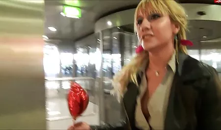 الذكور الملاعين سكسي محرم عراقي الروسية الجمال و يملأ بها مع الحيوانات المنوية