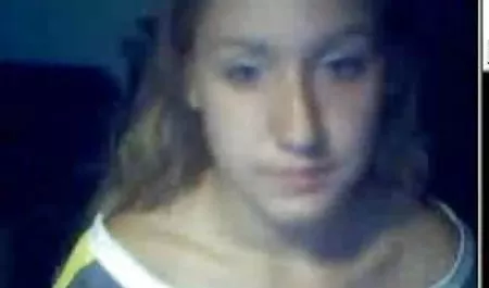 العاهرة جلست معها سكسي محرم عراقي تلاعب الثقوب على اثنين قوي ديكس