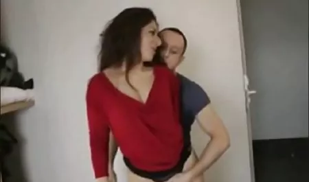 رجل إدخال قضيبه في من صديقته افلام سكسي اخ واخت