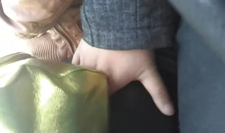 عاطفي أحمر مثلية بريتني العنبر يحصل مارس الجنس سكسي ابو وبنته من قبل أسود القلب