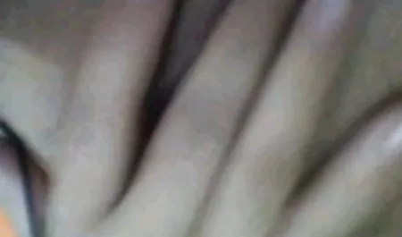 نحيل لعوب فانيسا فينيكس يحصل مارس الجنس سكسي محاوم من قبل أصلع وسيم