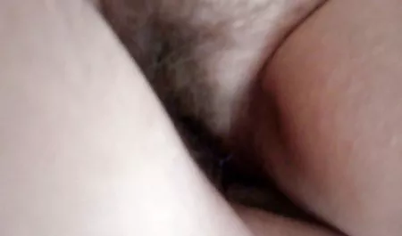 ممرضة مثير جعل سكسي اب وبته خلع الملابس و يفهم