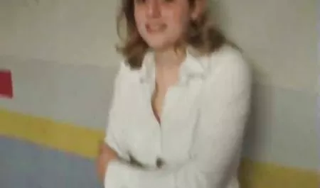 الشباب العاهرة يستخدم الجنس لعب لها حساسية فلم سكسي محرم فائقة البظر