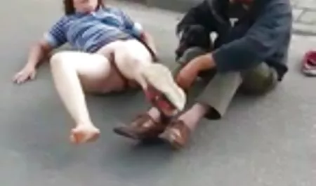 الشباب السحاقيات في تشكل 69 سكسي محام التدليك الجبناء