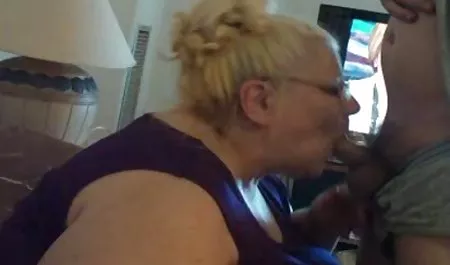 ناضجة ومثير مفلس سيدة سارة جاي يحصل مارس الجنس من قبل سكسي مترجم عربي محرم رجل