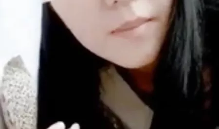 مفلس الكلبة ميسي مونرو يحصل سوداء الديك في سكسي خوات مترجم فمها
