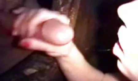 التدخين العاهرة عناق كبير فلم سكسي مترجم محارم الثدي