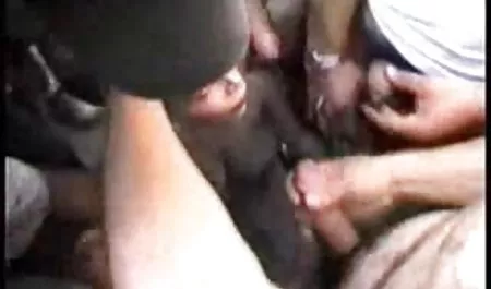 الرجل الأصلع الملاعين اثنين من الشباب الفاسقات في سكسي محرام جميع الثقوب