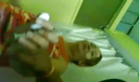 العاهرة امتص في الهواء الطلق الديك قصص سكسي امهات لطيف الرجل