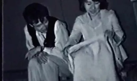 الغاية القصوى مشهد عاصف فتاة صغيرة فيها الرجل مع حبيبته الفتاة تحوم فوق قعر سكسي موحرم الهاوية على تسلق الحبال, برشاقة, ولو تبا البكم ، الملاعين النهم عاهرة